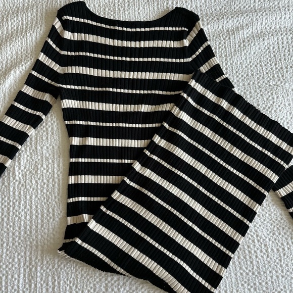 Black and White Cream Striped Sweater Dress M - Picture 2 of 3